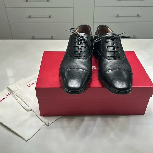 Ferragamo eee width best sale